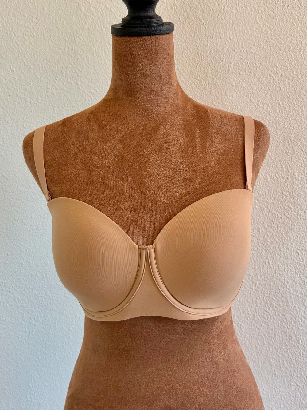 SKIMS push-up Bra in Nude